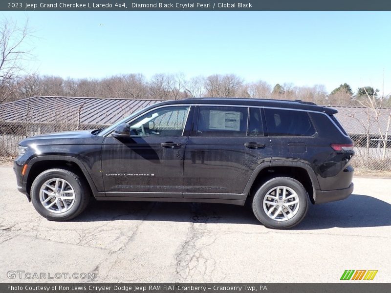 Diamond Black Crystal Pearl / Global Black 2023 Jeep Grand Cherokee L Laredo 4x4