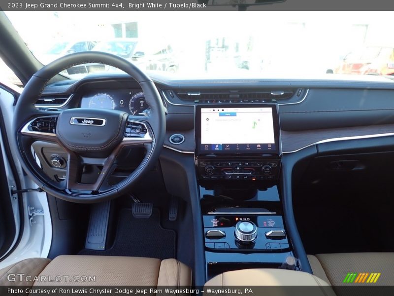 Dashboard of 2023 Grand Cherokee Summit 4x4