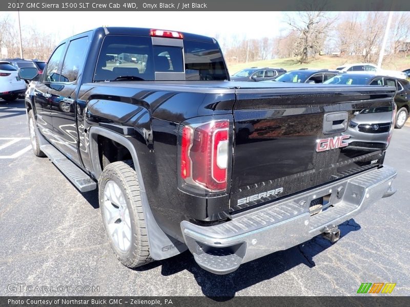 Onyx Black / Jet Black 2017 GMC Sierra 1500 SLT Crew Cab 4WD