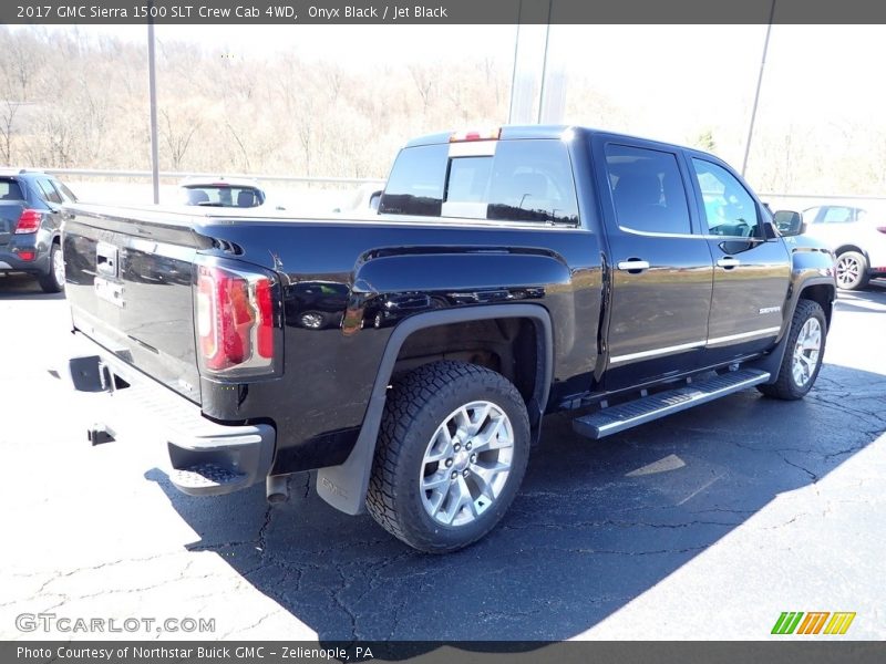Onyx Black / Jet Black 2017 GMC Sierra 1500 SLT Crew Cab 4WD