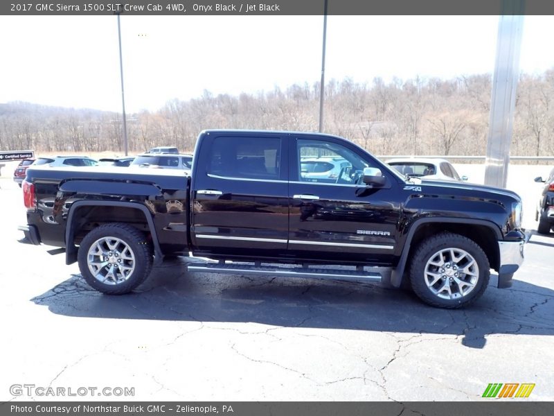 Onyx Black / Jet Black 2017 GMC Sierra 1500 SLT Crew Cab 4WD