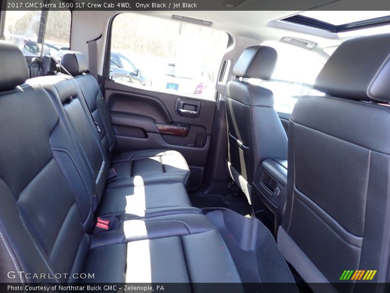 Onyx Black / Jet Black 2017 GMC Sierra 1500 SLT Crew Cab 4WD
