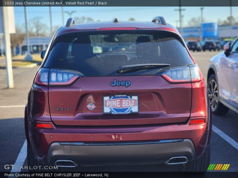 Velvet Red Pearl / Black 2020 Jeep Cherokee Limited 4x4