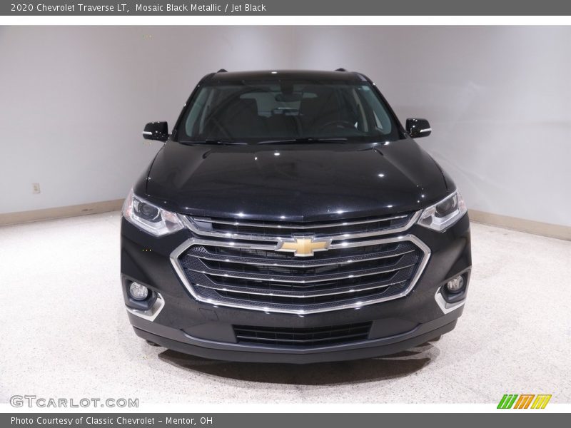 Mosaic Black Metallic / Jet Black 2020 Chevrolet Traverse LT