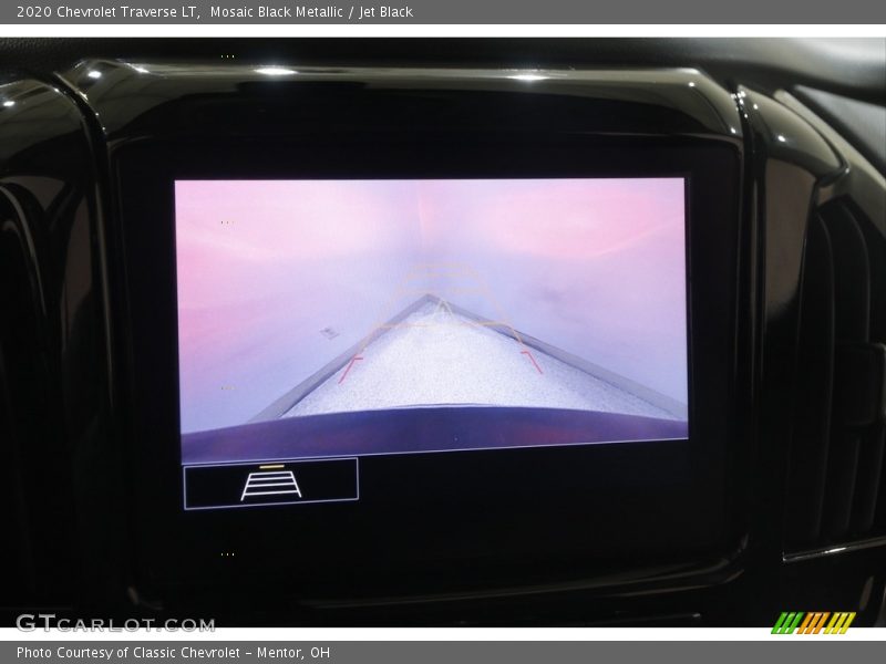 Mosaic Black Metallic / Jet Black 2020 Chevrolet Traverse LT