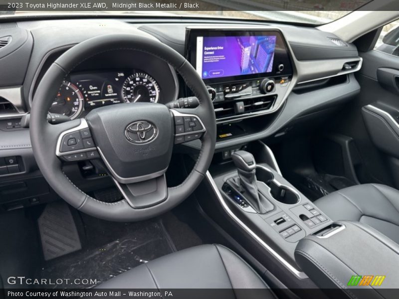 Front Seat of 2023 Highlander XLE AWD