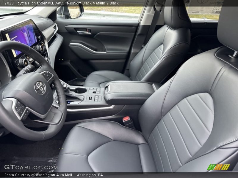 2023 Highlander XLE AWD Black Interior