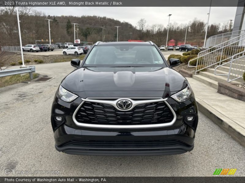 Midnight Black Metallic / Black 2023 Toyota Highlander XLE AWD