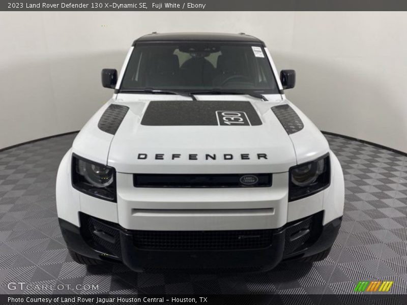 Fuji White / Ebony 2023 Land Rover Defender 130 X-Dynamic SE