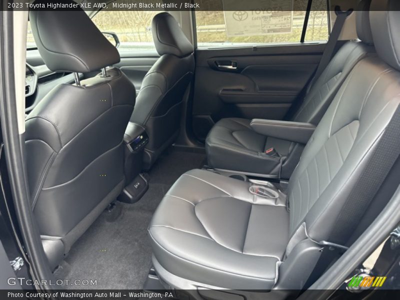 Midnight Black Metallic / Black 2023 Toyota Highlander XLE AWD