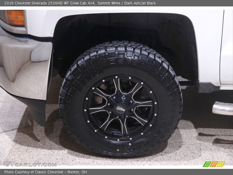 Custom Wheels of 2016 Silverado 2500HD WT Crew Cab 4x4