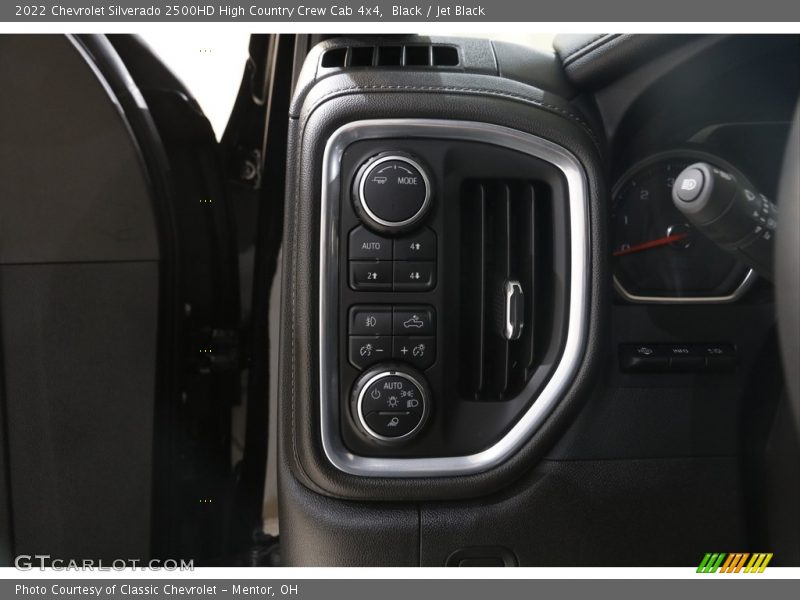 Controls of 2022 Silverado 2500HD High Country Crew Cab 4x4