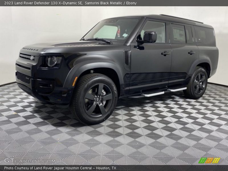  2023 Defender 130 X-Dynamic SE Santorini Black Metallic