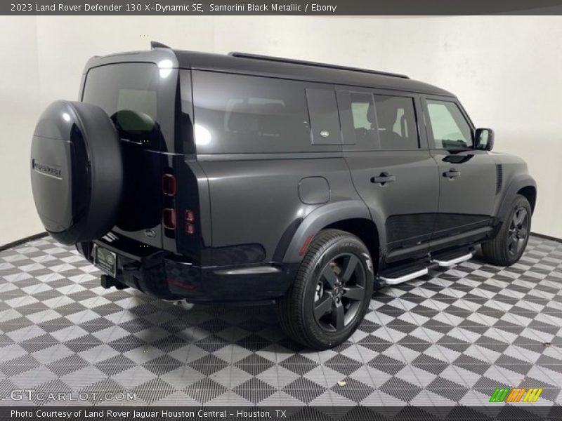  2023 Defender 130 X-Dynamic SE Santorini Black Metallic