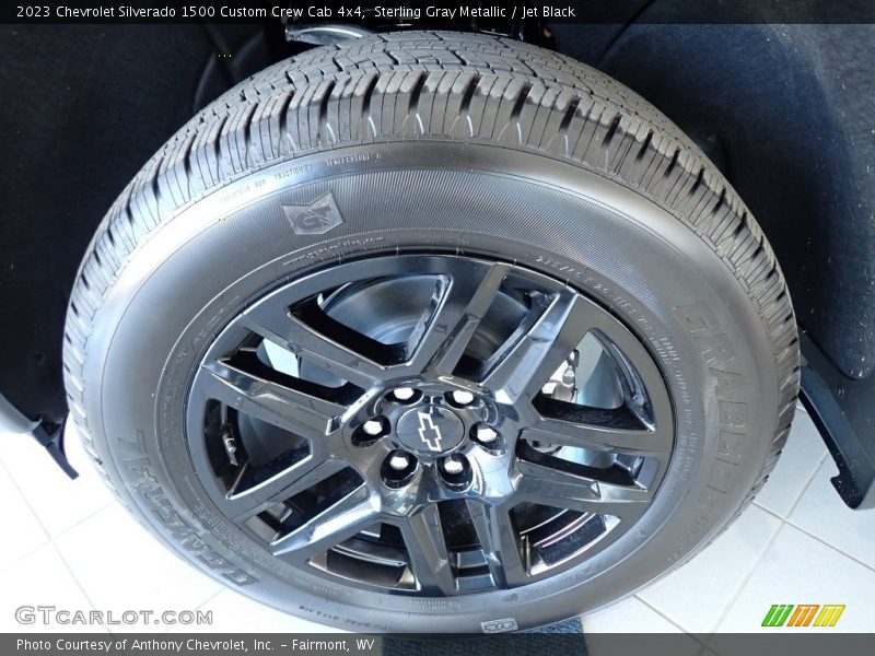 Sterling Gray Metallic / Jet Black 2023 Chevrolet Silverado 1500 Custom Crew Cab 4x4