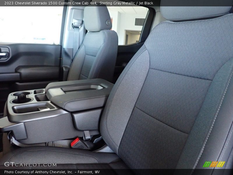 Sterling Gray Metallic / Jet Black 2023 Chevrolet Silverado 1500 Custom Crew Cab 4x4