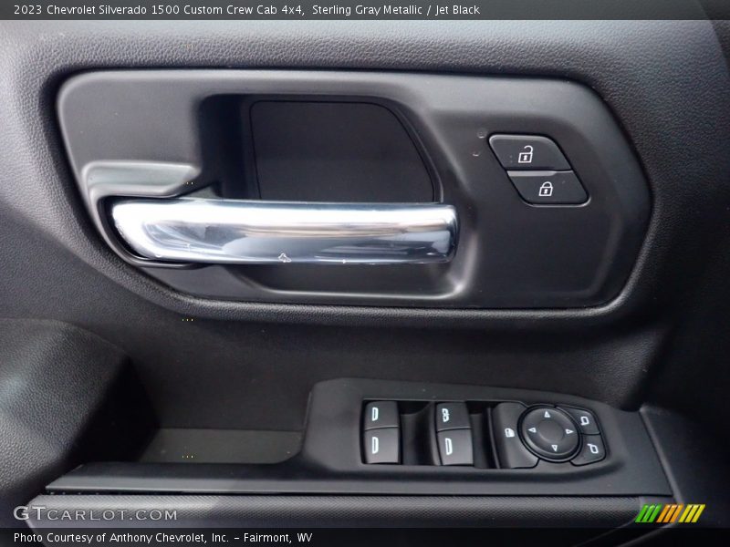 Sterling Gray Metallic / Jet Black 2023 Chevrolet Silverado 1500 Custom Crew Cab 4x4