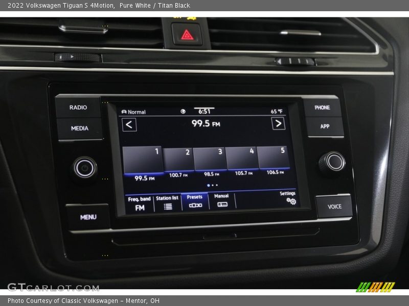 Audio System of 2022 Tiguan S 4Motion