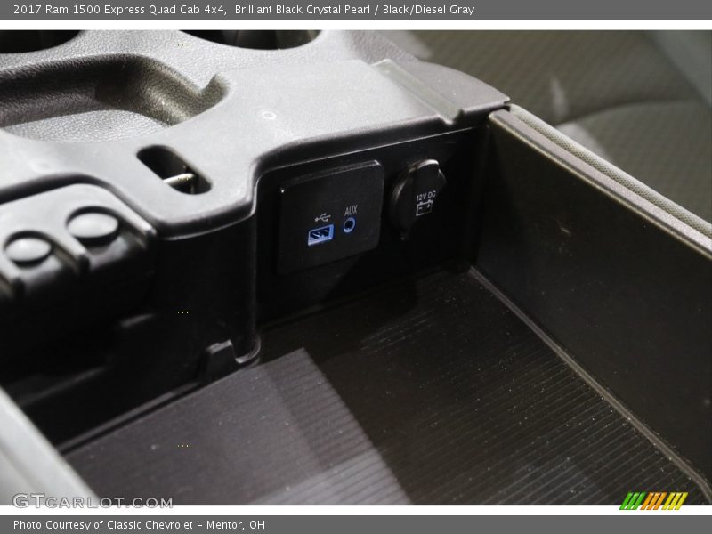 Brilliant Black Crystal Pearl / Black/Diesel Gray 2017 Ram 1500 Express Quad Cab 4x4