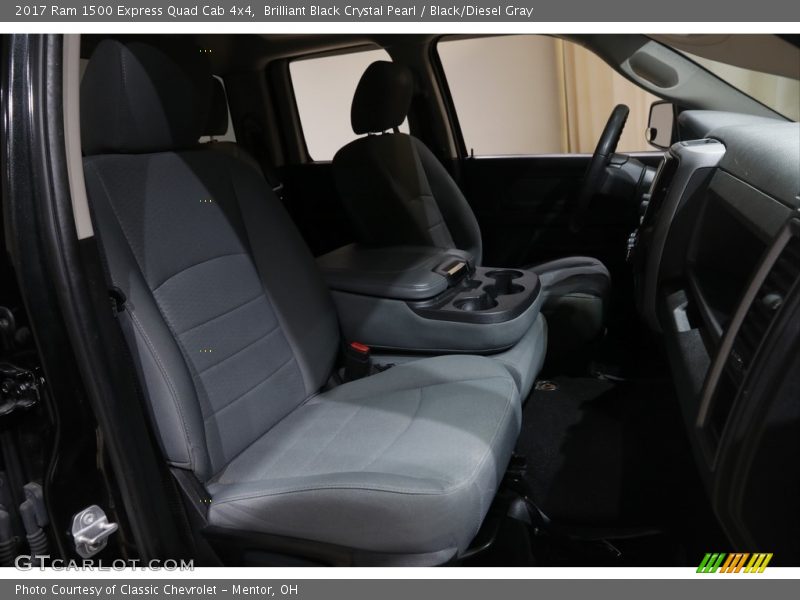 Brilliant Black Crystal Pearl / Black/Diesel Gray 2017 Ram 1500 Express Quad Cab 4x4