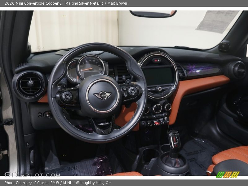 Dashboard of 2020 Convertible Cooper S