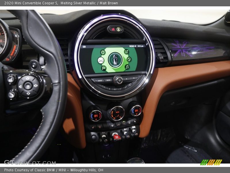 Dashboard of 2020 Convertible Cooper S