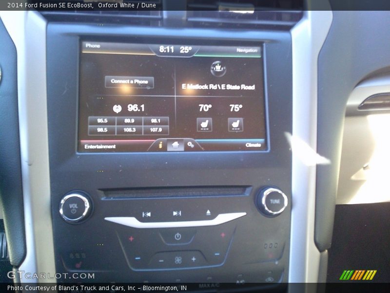 Oxford White / Dune 2014 Ford Fusion SE EcoBoost