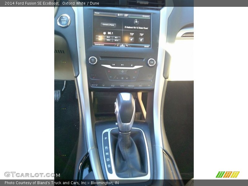 Oxford White / Dune 2014 Ford Fusion SE EcoBoost