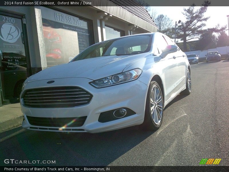 Oxford White / Dune 2014 Ford Fusion SE EcoBoost