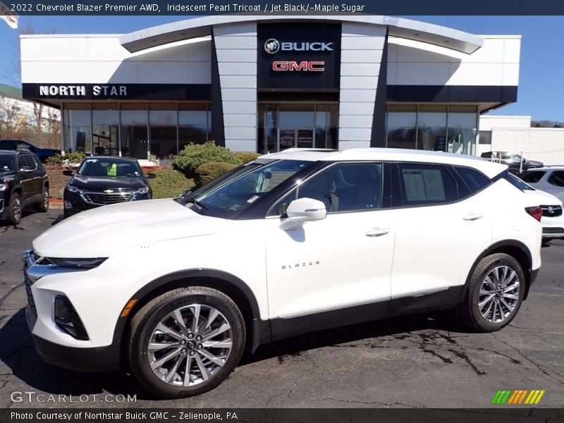 Iridescent Pearl Tricoat / Jet Black/­Maple Sugar 2022 Chevrolet Blazer Premier AWD