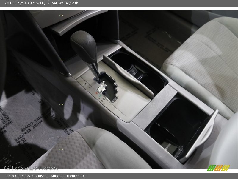 Super White / Ash 2011 Toyota Camry LE