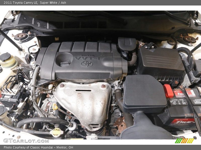 Super White / Ash 2011 Toyota Camry LE