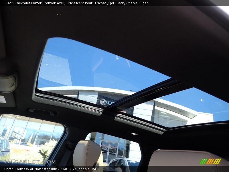 Iridescent Pearl Tricoat / Jet Black/­Maple Sugar 2022 Chevrolet Blazer Premier AWD