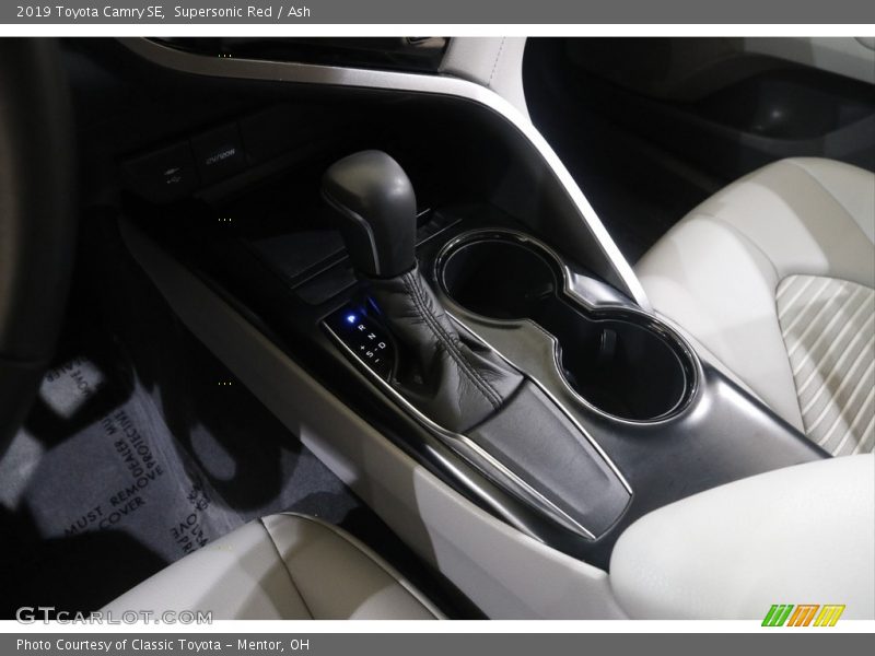 Supersonic Red / Ash 2019 Toyota Camry SE