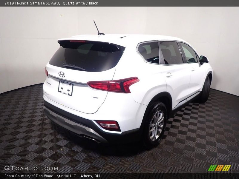 Quartz White / Black 2019 Hyundai Santa Fe SE AWD