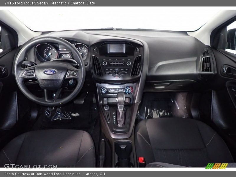 Magnetic / Charcoal Black 2016 Ford Focus S Sedan