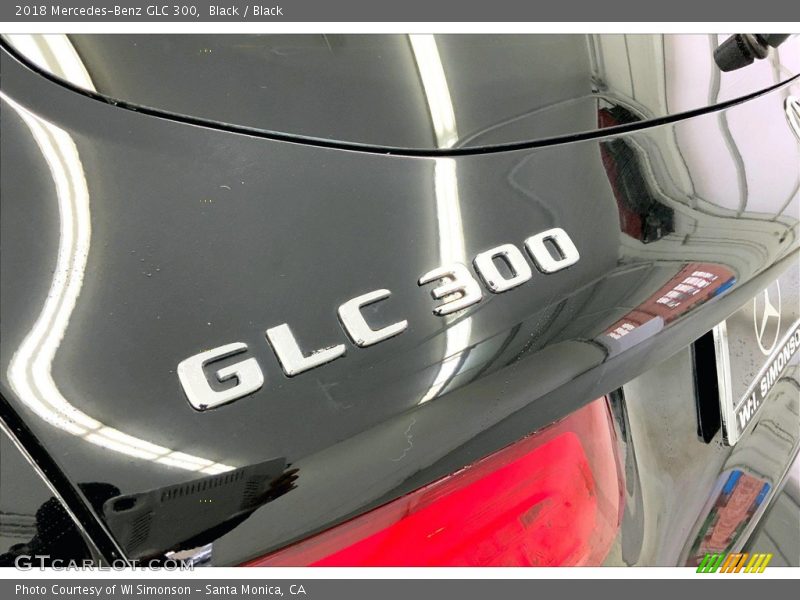 Black / Black 2018 Mercedes-Benz GLC 300