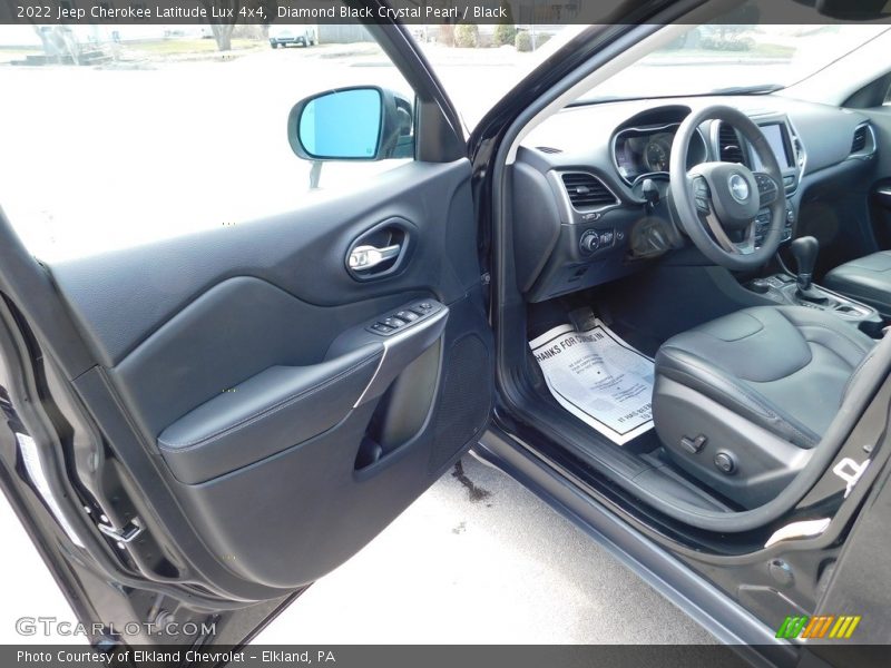 Diamond Black Crystal Pearl / Black 2022 Jeep Cherokee Latitude Lux 4x4