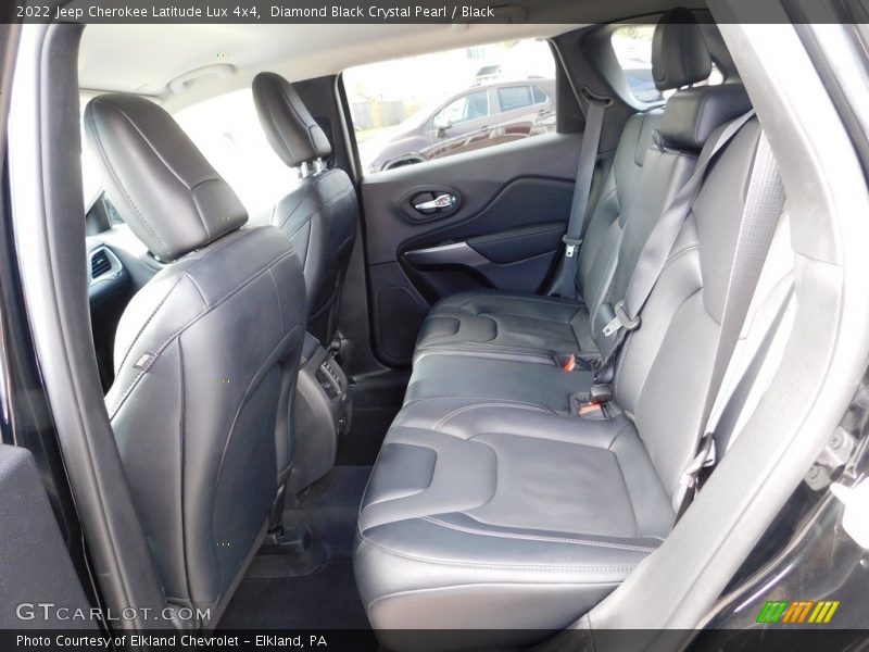 Diamond Black Crystal Pearl / Black 2022 Jeep Cherokee Latitude Lux 4x4