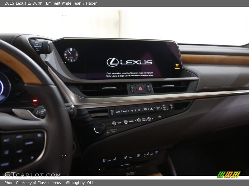 Controls of 2019 ES 300h