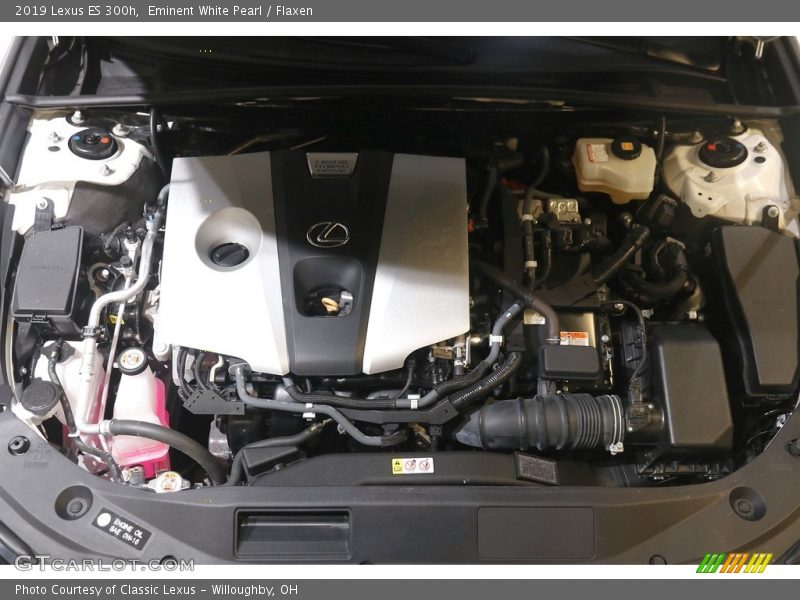  2019 ES 300h Engine - 2.5 Liter DOHC 16-Valve VVT-i 4 Cylinder Gasoline/Electric Hybrid