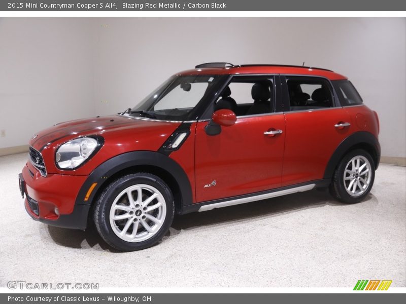 Front 3/4 View of 2015 Countryman Cooper S All4