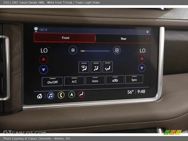 Controls of 2021 Yukon Denali 4WD