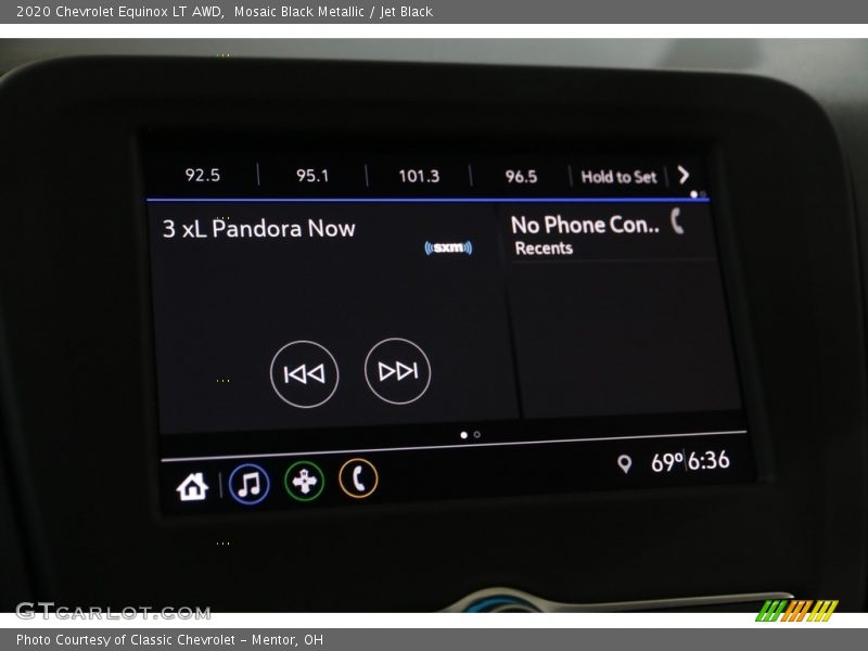 Mosaic Black Metallic / Jet Black 2020 Chevrolet Equinox LT AWD
