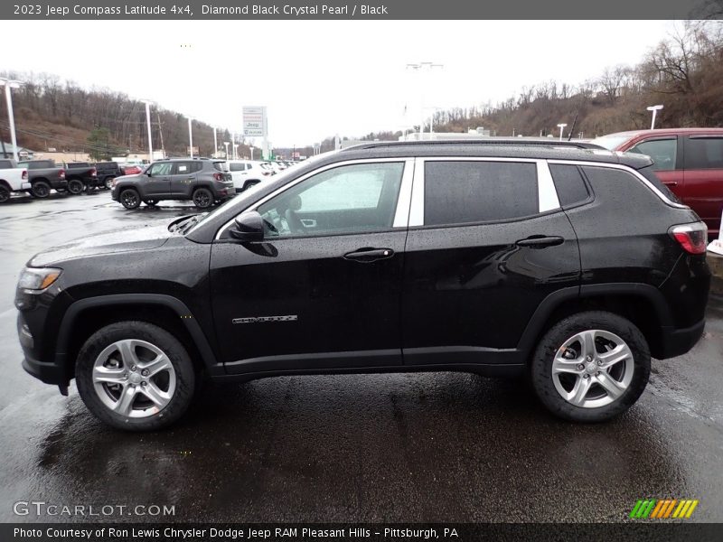 Diamond Black Crystal Pearl / Black 2023 Jeep Compass Latitude 4x4