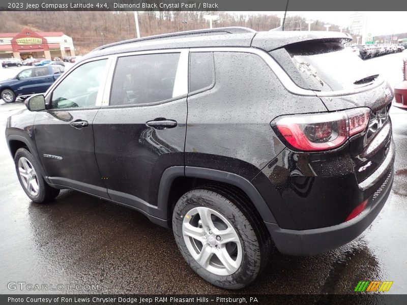 Diamond Black Crystal Pearl / Black 2023 Jeep Compass Latitude 4x4