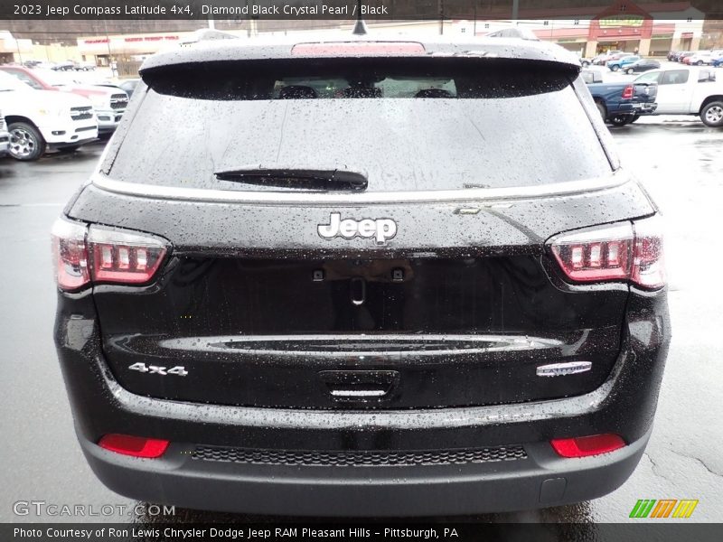 Diamond Black Crystal Pearl / Black 2023 Jeep Compass Latitude 4x4
