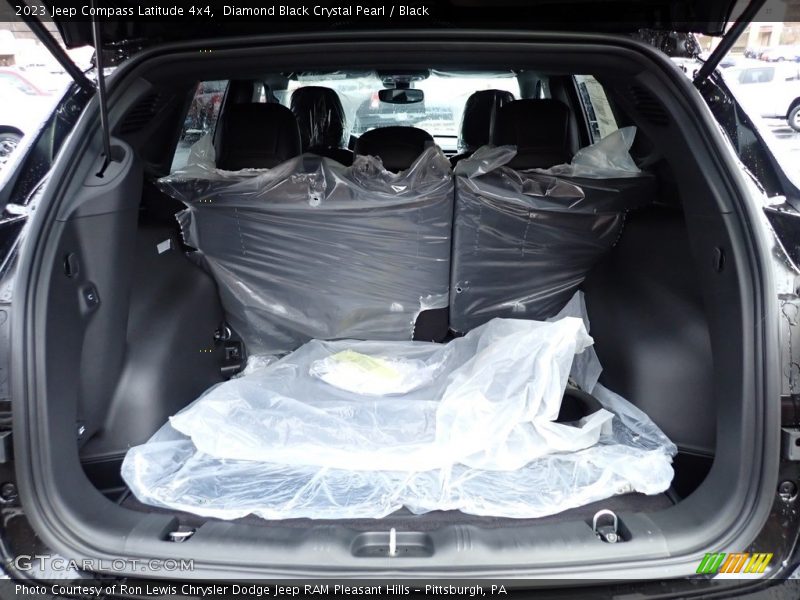 Diamond Black Crystal Pearl / Black 2023 Jeep Compass Latitude 4x4
