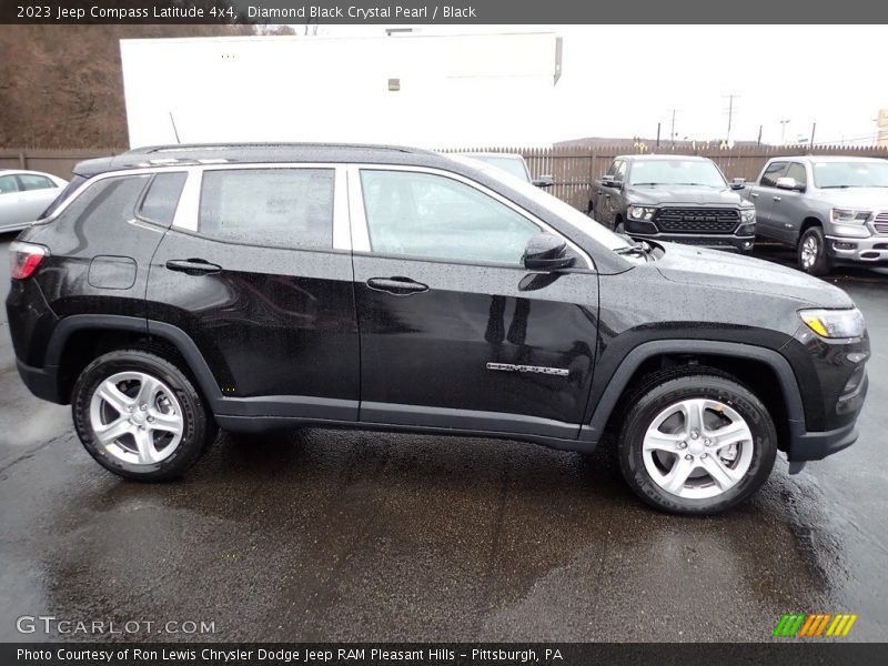 Diamond Black Crystal Pearl / Black 2023 Jeep Compass Latitude 4x4
