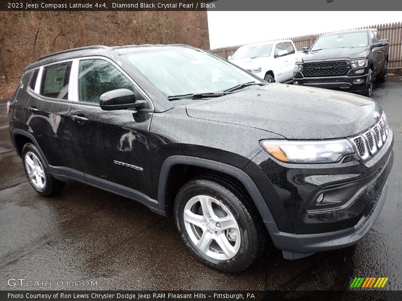Diamond Black Crystal Pearl / Black 2023 Jeep Compass Latitude 4x4